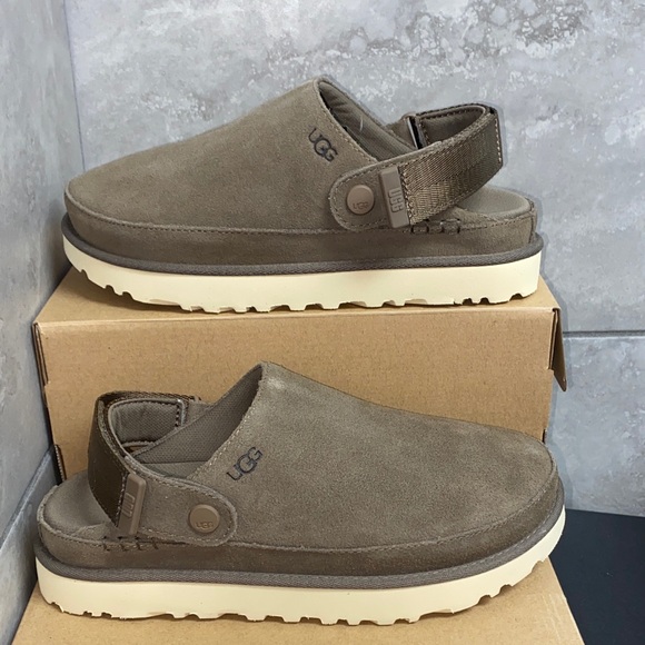 UGG Shoes - UGG GOLDENSTAR CLOG